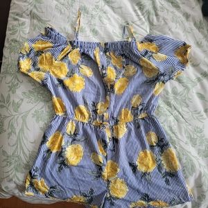 Off Shoulder Romper XL